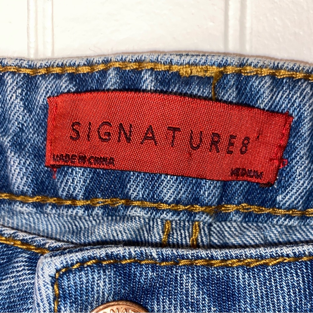 Signature8 Ripped Jeans - Picture 2 of 3
